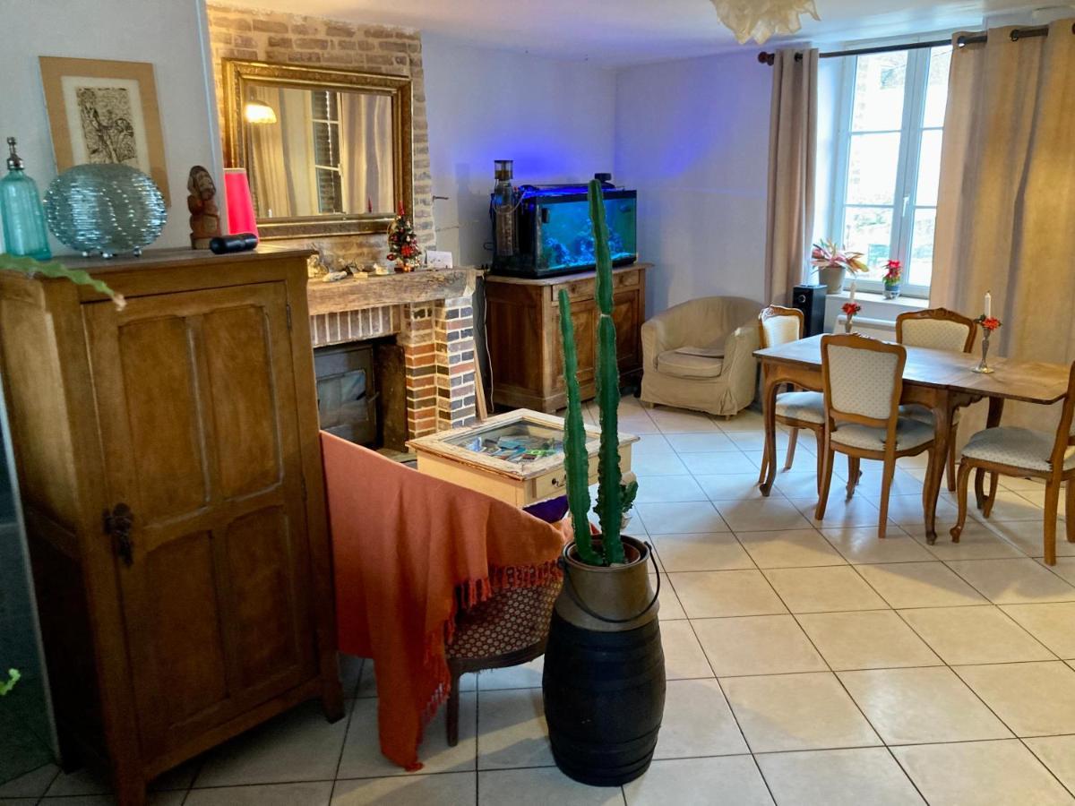 L Annonce N Est Pas D Actualite Ne Pas Prendre De Reservation Villa Saint-Fargeau  Dış mekan fotoğraf