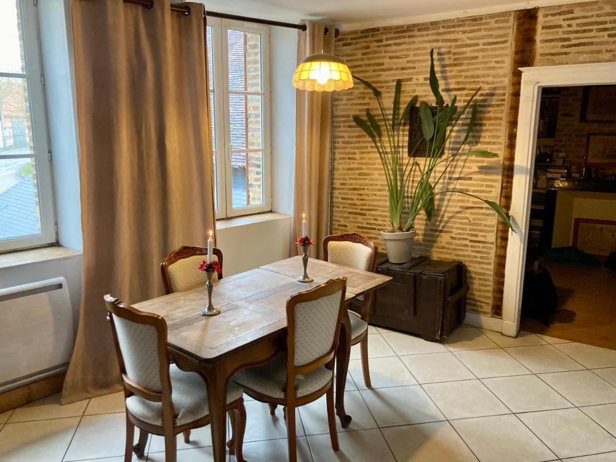 L Annonce N Est Pas D Actualite Ne Pas Prendre De Reservation Villa Saint-Fargeau  Dış mekan fotoğraf